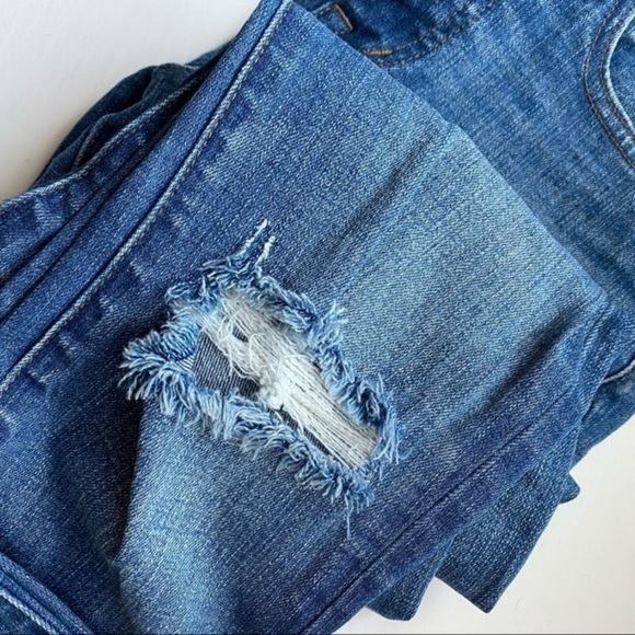 Madewell • 9” High Rise Skinny Crop Jeans Distressed Bruce Wash - Picture 8 of 12